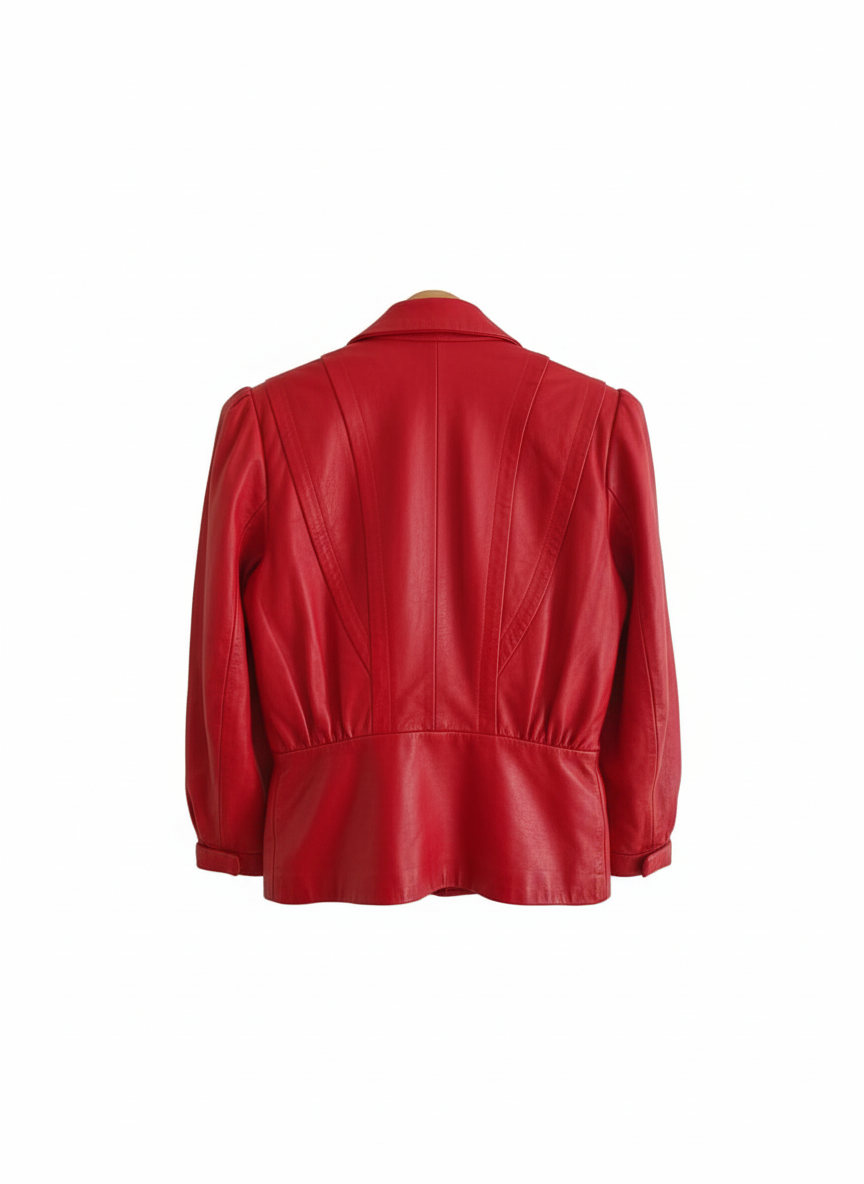 Veste Vintage Rouge en Cuir Élégance Audacieuse
